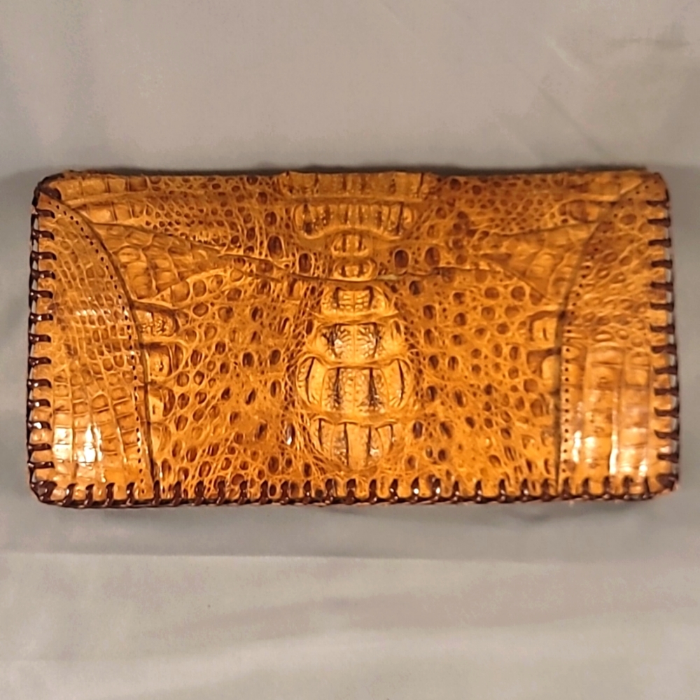 Custom Alligator clutch